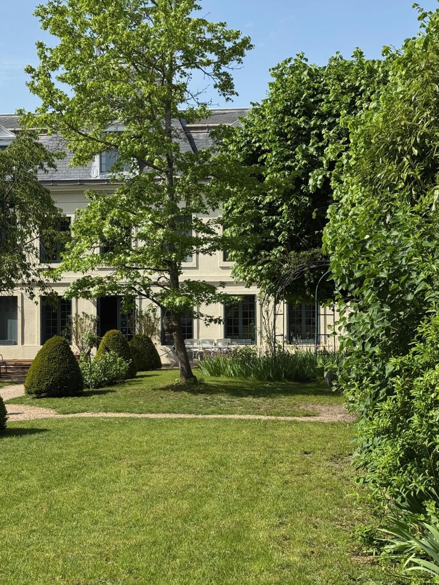 阿姆博斯Le Vieux Manoir别墅 外观 照片